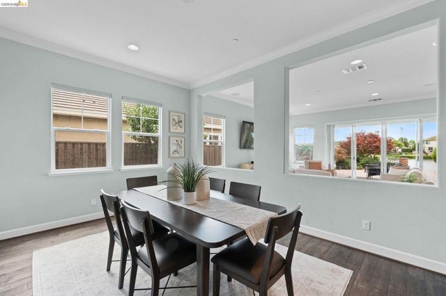 2683 Manresa Shore Lane, Oakley, CA 94561