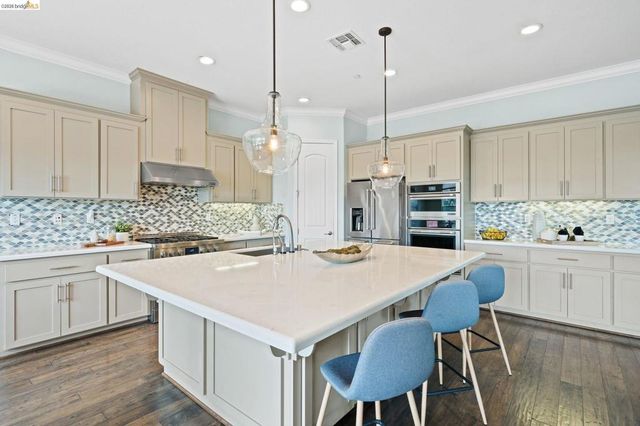 2683 Manresa Shore Lane, Oakley, CA 94561