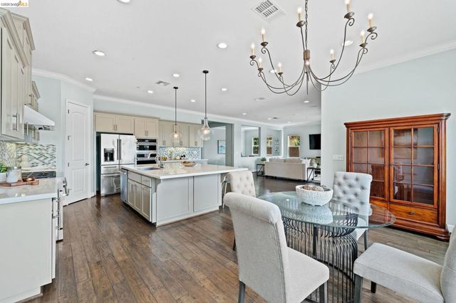 2683 Manresa Shore Lane, Oakley, CA 94561