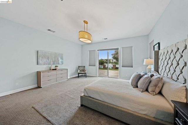 2683 Manresa Shore Lane, Oakley, CA 94561