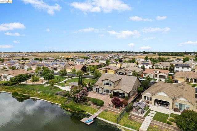 2683 Manresa Shore Lane, Oakley, CA 94561