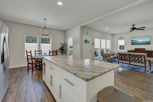 2870 Candlelight, Canyon Lake, TX 78133