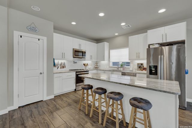 2870 Candlelight, Canyon Lake, TX 78133