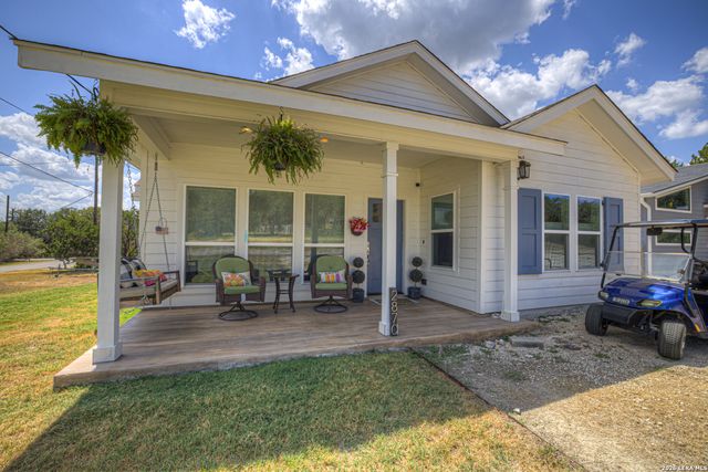 2870 Candlelight, Canyon Lake, TX 78133