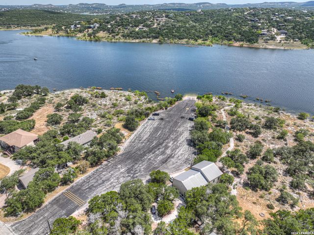2870 Candlelight, Canyon Lake, TX 78133