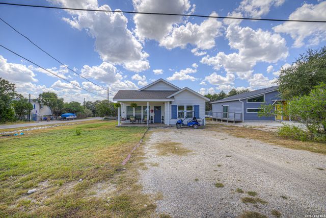 2870 Candlelight, Canyon Lake, TX 78133