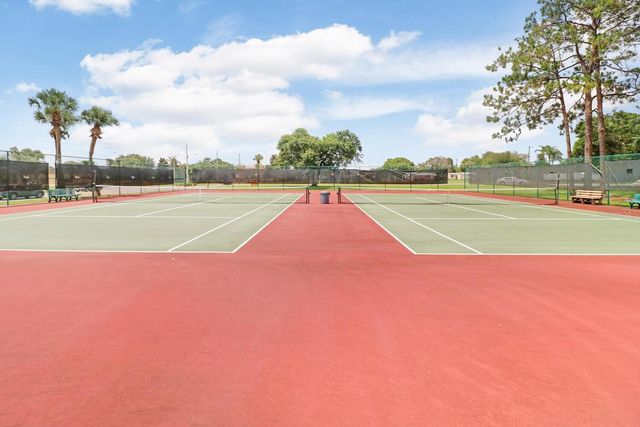 2210 GREENHAVEN DRIVE 375, Sun City Center, FL 33573