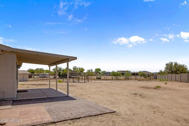 1505 E Cloud Road, Phoenix, AZ 85086