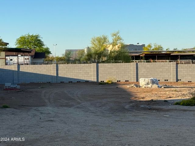 1505 E Cloud Road, Phoenix, AZ 85086