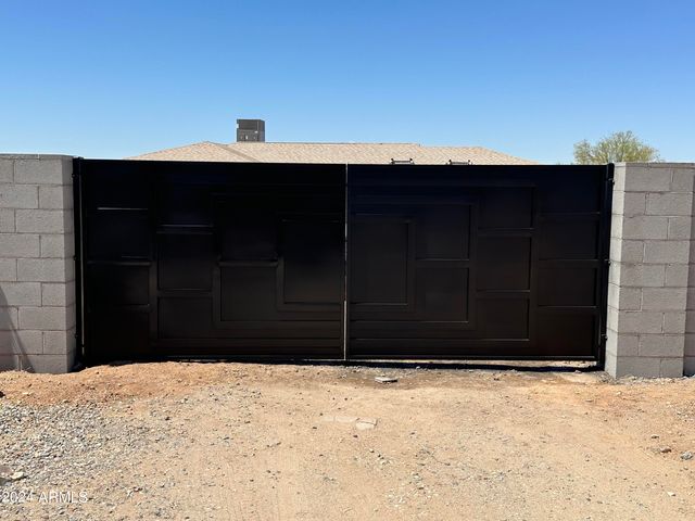 1505 E Cloud Road, Phoenix, AZ 85086