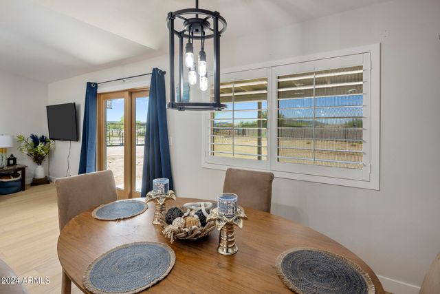 1505 E Cloud Road, Phoenix, AZ 85086