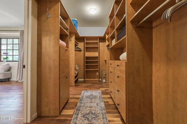 12244 Tiara Street, Valley Village, CA 91607