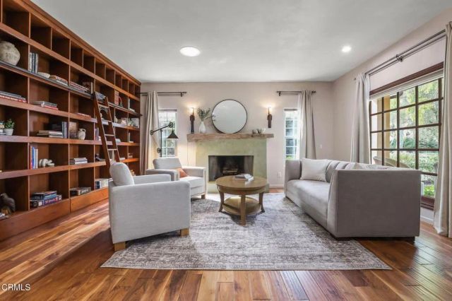 12244 Tiara Street, Valley Village, CA 91607