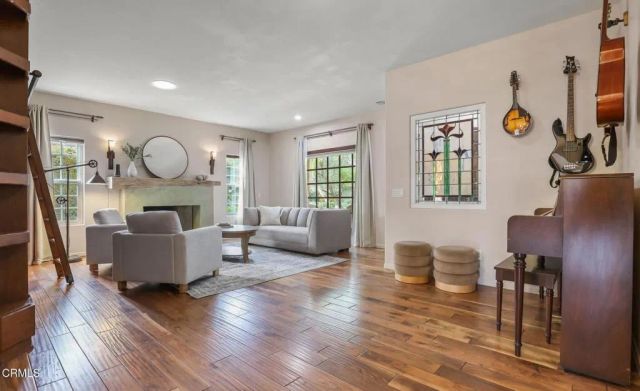 12244 Tiara Street, Valley Village, CA 91607