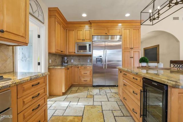 12244 Tiara Street, Valley Village, CA 91607