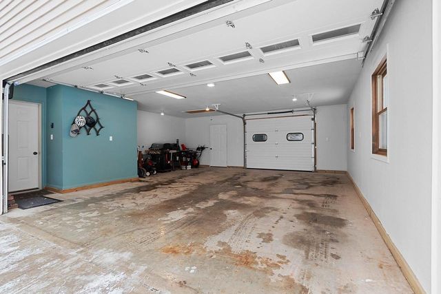 828 N WEBSTER AVENUE, De Pere, WI 54115