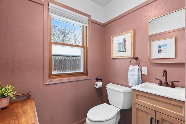 828 N WEBSTER AVENUE, De Pere, WI 54115