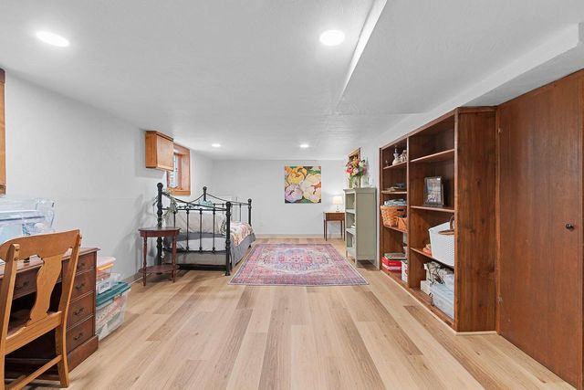 828 N WEBSTER AVENUE, De Pere, WI 54115