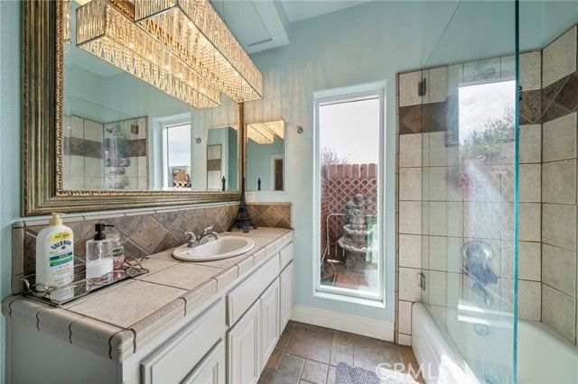 7172 Jargon St, Hesperia, CA 92344