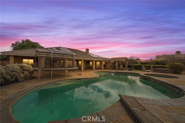 7172 Jargon St, Hesperia, CA 92344