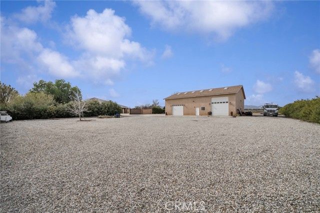 7172 Jargon St, Hesperia, CA 92344