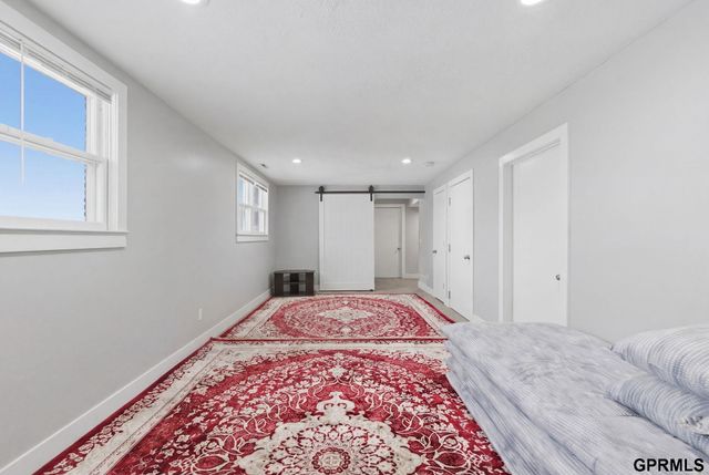 2916 S 137th Street, Omaha, NE 68144