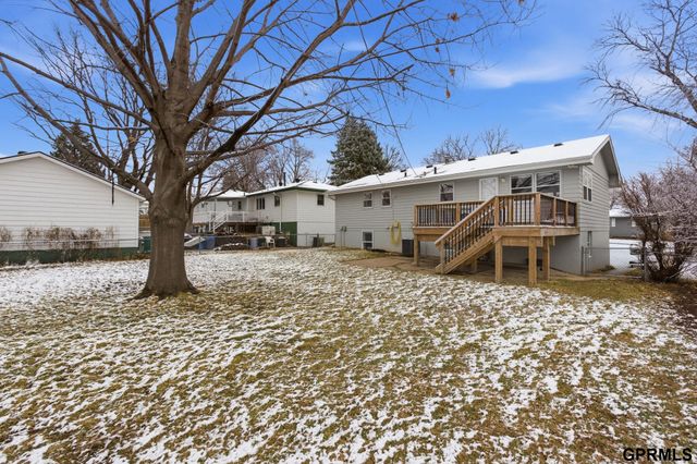 2916 S 137th Street, Omaha, NE 68144