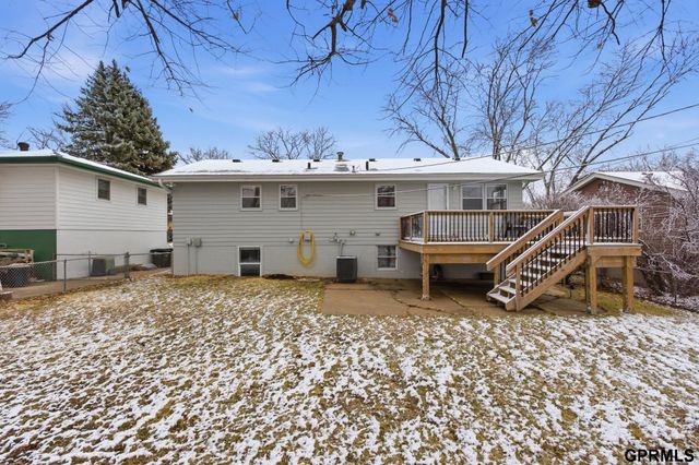 2916 S 137th Street, Omaha, NE 68144