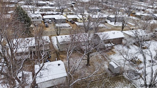 2916 S 137th Street, Omaha, NE 68144