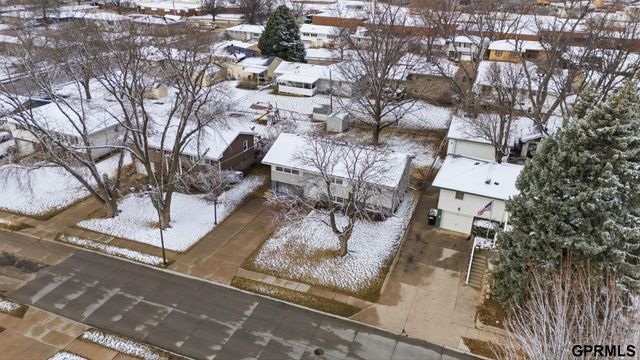 2916 S 137th Street, Omaha, NE 68144