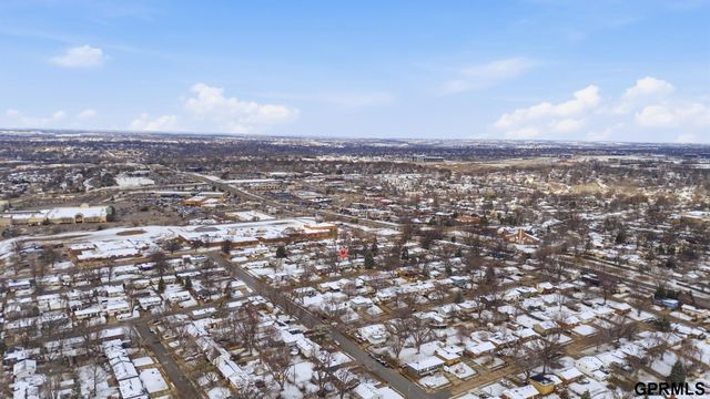 2916 S 137th Street, Omaha, NE 68144