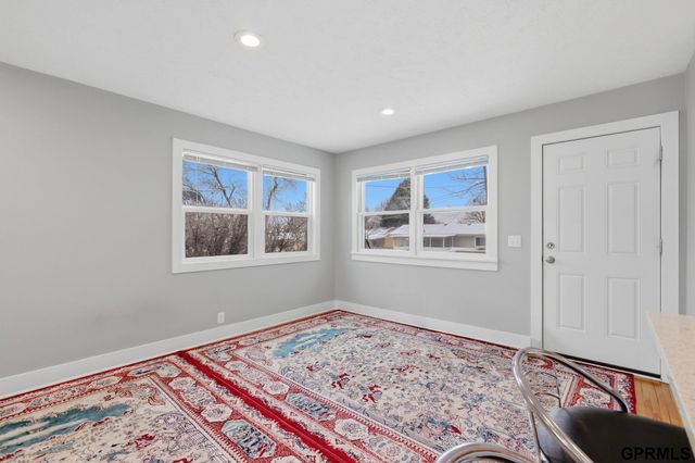 2916 S 137th Street, Omaha, NE 68144