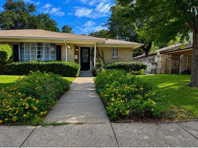 9022 Villa Park Circle, Dallas, TX 75225