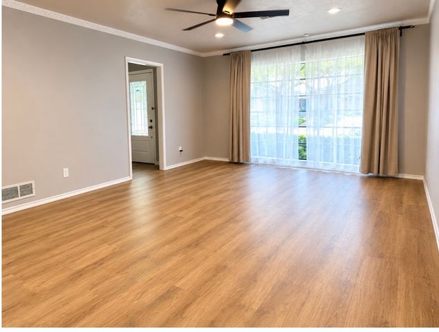 9022 Villa Park Circle, Dallas, TX 75225