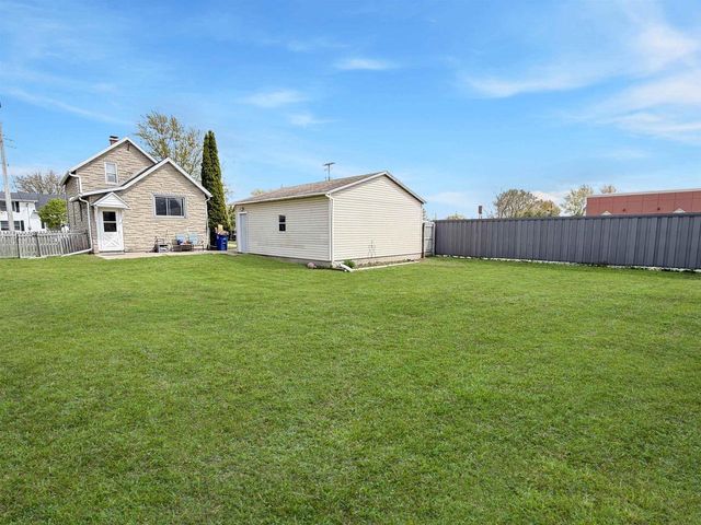 709 WILSON STREET, Little Chute, WI 54140