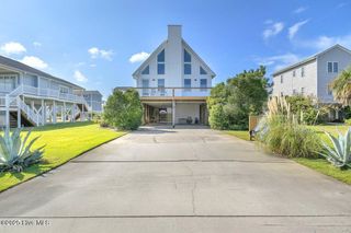 6707 Kings Lynn Drive, Oak Island, NC 28465