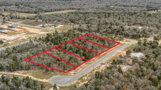 122 Las Cimas DR, Elgin, TX 78621