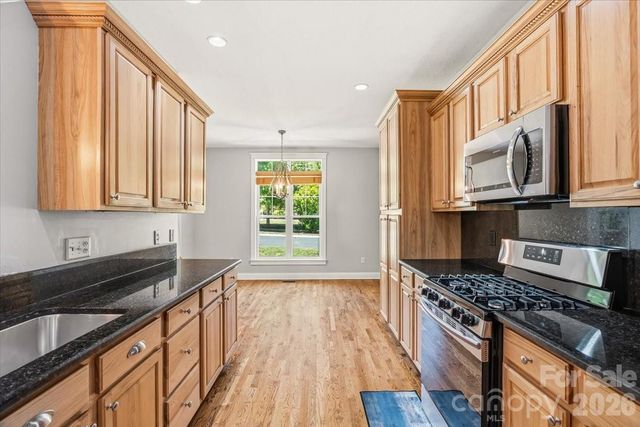 126 Carolina Bluebird Loop, Arden, NC 28704