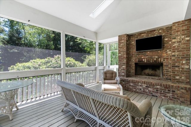 126 Carolina Bluebird Loop, Arden, NC 28704