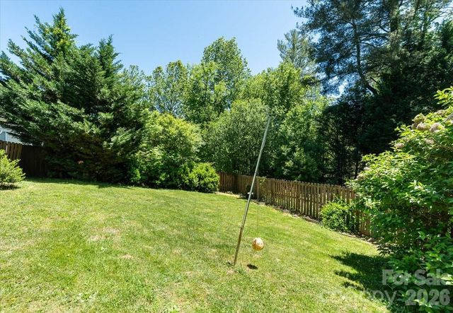 126 Carolina Bluebird Loop, Arden, NC 28704