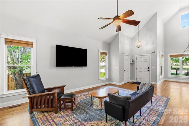 126 Carolina Bluebird Loop, Arden, NC 28704