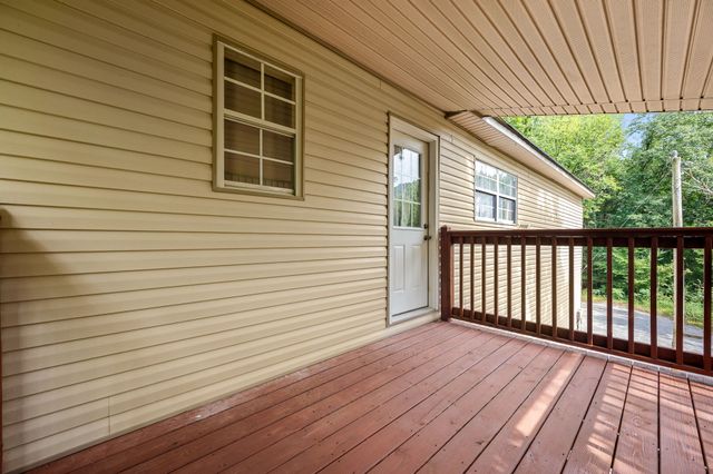1555 Gassaway Main St, Liberty, TN 37095