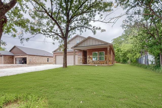 201 Dellis Street, Terrell, TX 75160