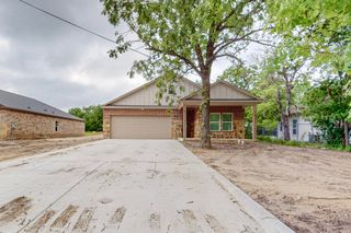 201 Dellis Street, Terrell, TX 75160