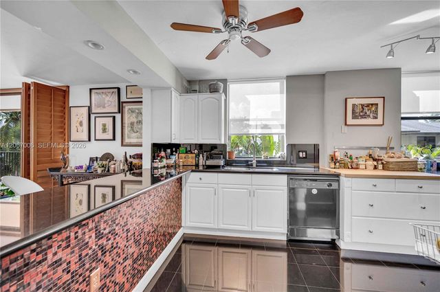 1700 S Bayshore Lane 3B, Miami, FL 33133