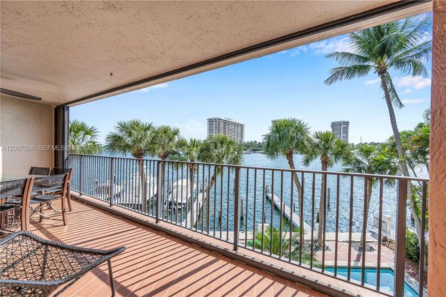 1700 S Bayshore Lane 3B, Miami, FL 33133
