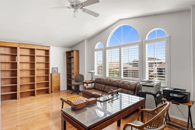 2039 Alborada Dr, Camarillo, CA 93010