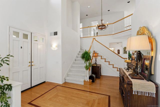 2039 Alborada Dr, Camarillo, CA 93010