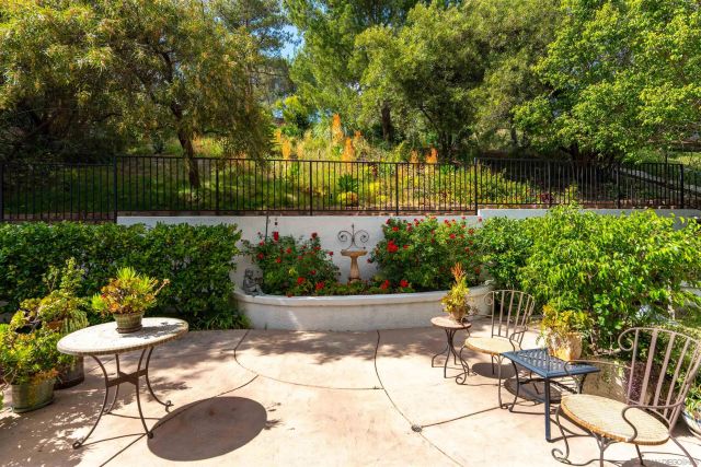 2039 Alborada Dr, Camarillo, CA 93010