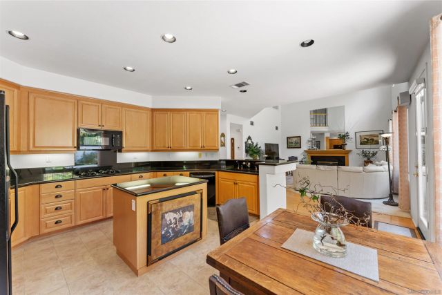 2039 Alborada Dr, Camarillo, CA 93010